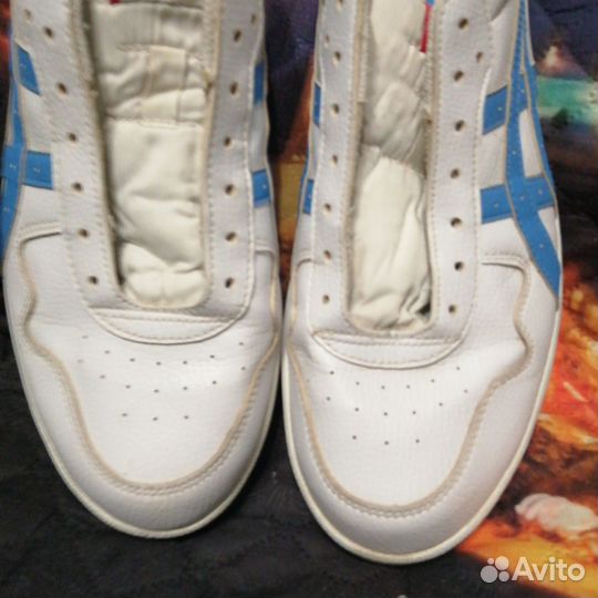 Кроссовки asics, bershka