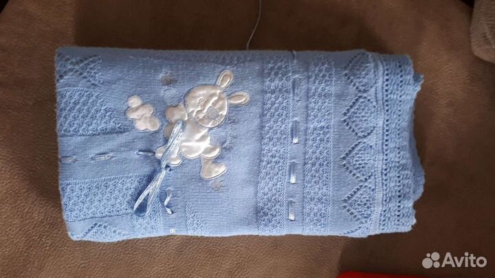 Плед детский вязаный и 2 одеяло