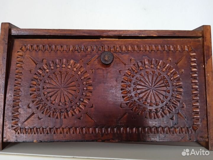 Хлебница деревянная