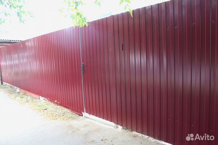 Заборы из профнастила