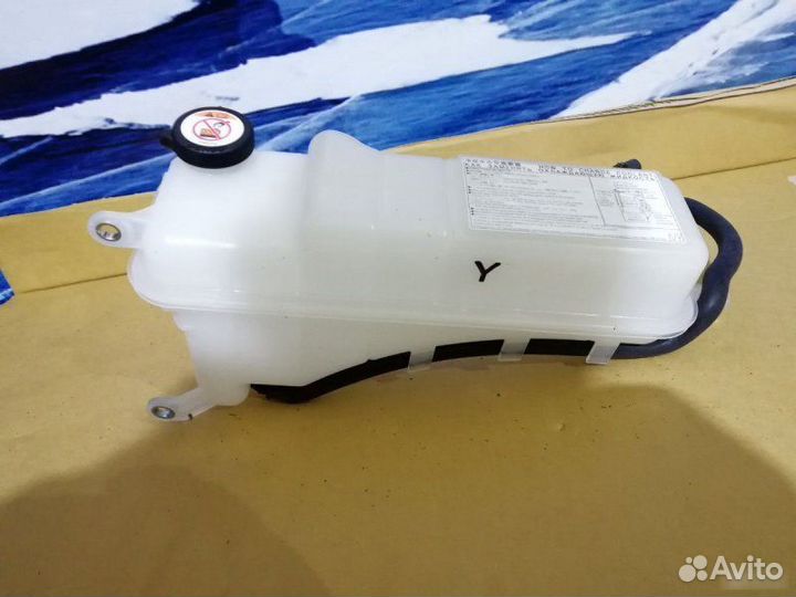 Бачок расширительный Toyota Land Cruiser Prado 150