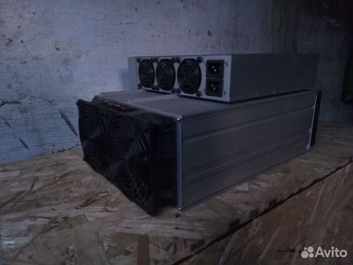 Майнер Asic Antminer S19 90T до 110Th (88 чипов)