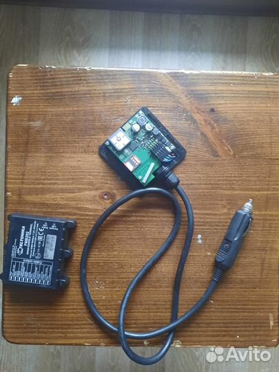 Глонас GPS трекер Teltonika FMB 202