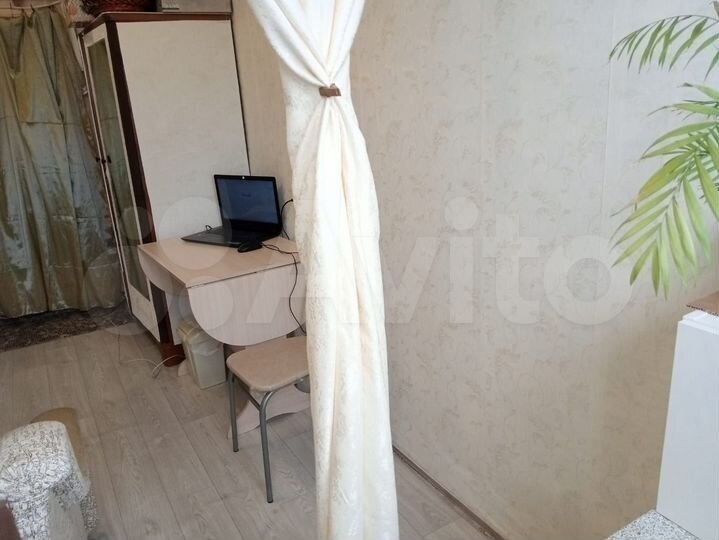 Комната 18 м² в 4-к., 8/9 эт.