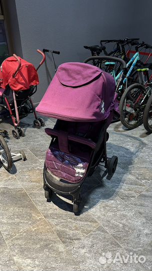 Каляска прогулочная скадная