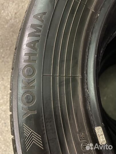 Yokohama BluEarth A34 215/65 R17