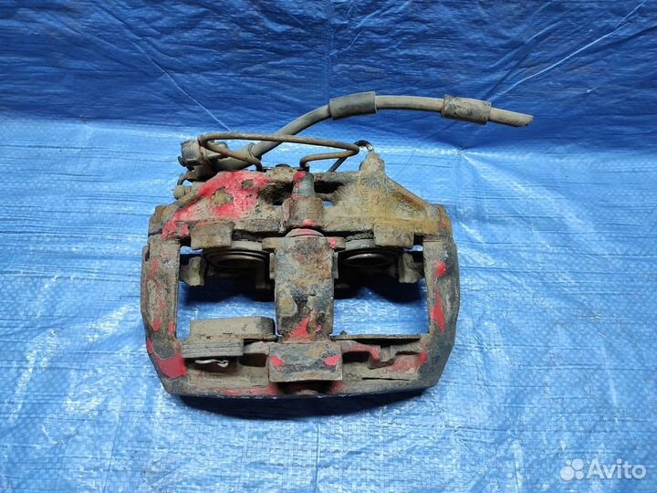 Суппорт тормозной передний левый Audi A8 1994 - 20