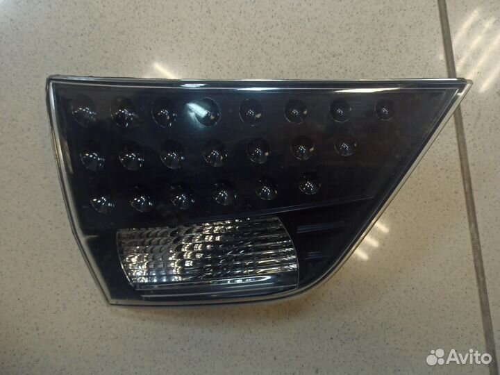 Задний левый внутренний фонарь outlander xl