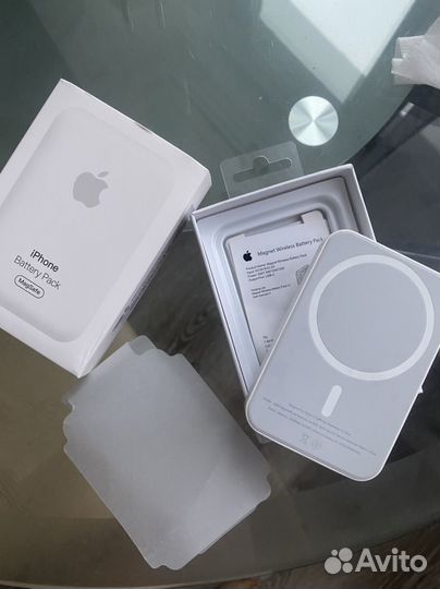 Внешний аккумулятор с беспроводной зарядкой