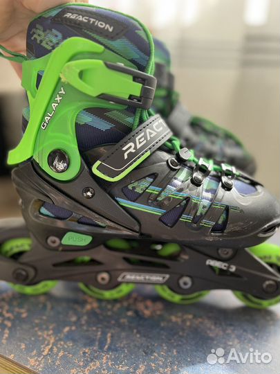 Роликовые коньки, шлем и защита