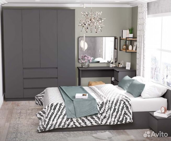 Письменный стол