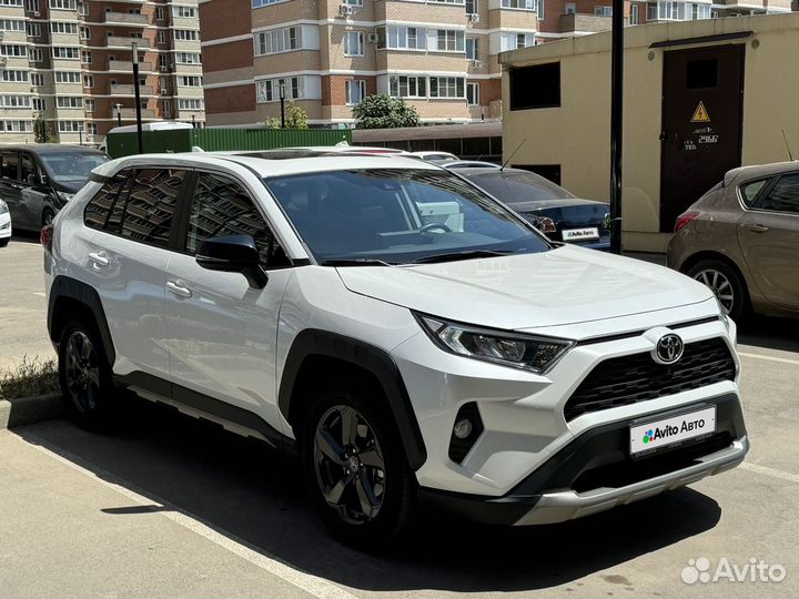 Toyota RAV4 2.0 CVT, 2022, 19 500 км