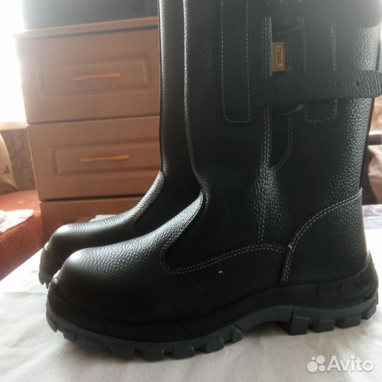 Сапоги кирзовые