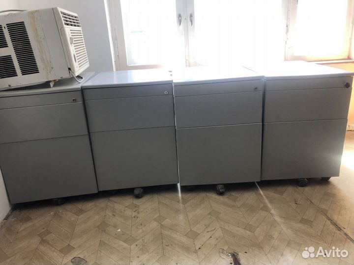 Шкаф металлический