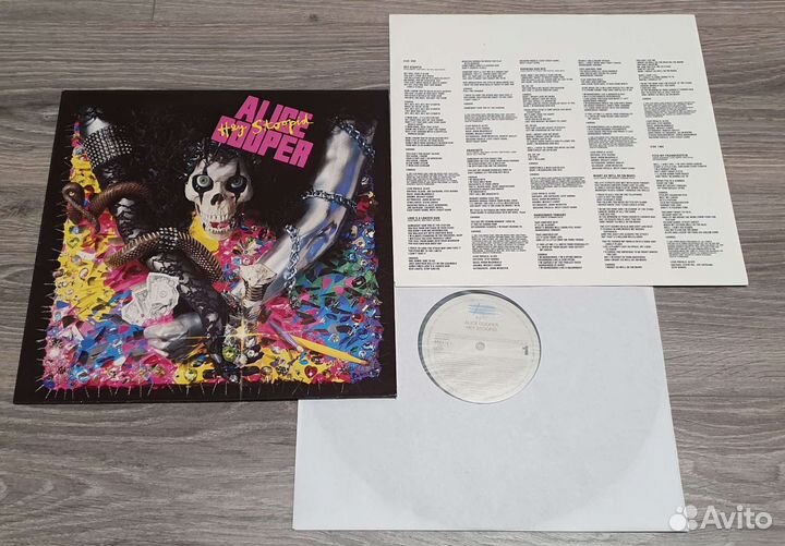 AC/DC,Allce Cooper,Magnum,Def leppard,Europe,Halen