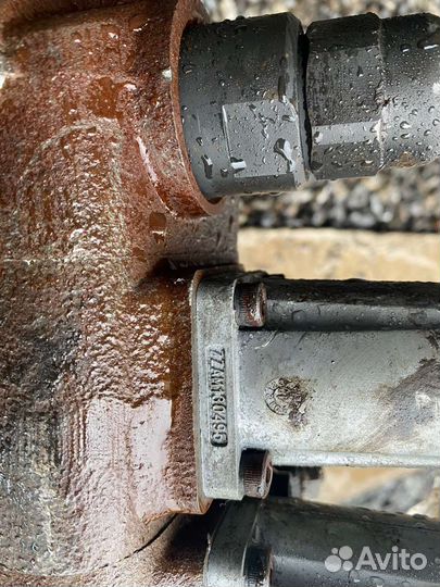 Гидрораспределитель на экскаватор