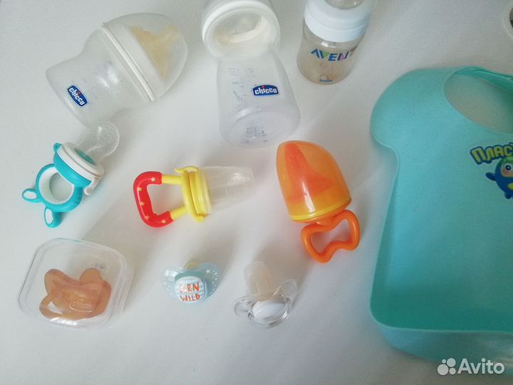 Бутылочки и соски