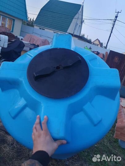 Бак бочка для воды 750л пластик