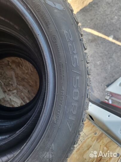 Nokian Tyres Hakkapeliitta 9 225/50 R17