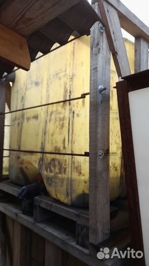 Еврокуб для воды на поддоне