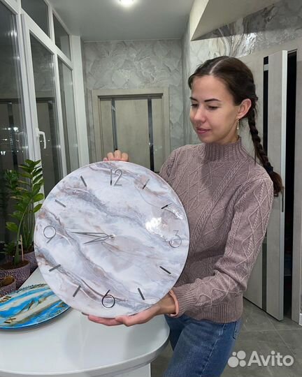 Часы из эпоксидной смолы, мастер-классы по смоле