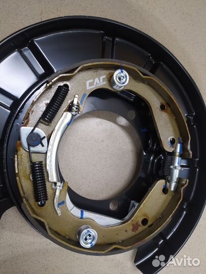 Щит заднего тормоза правый GreatWall Hover