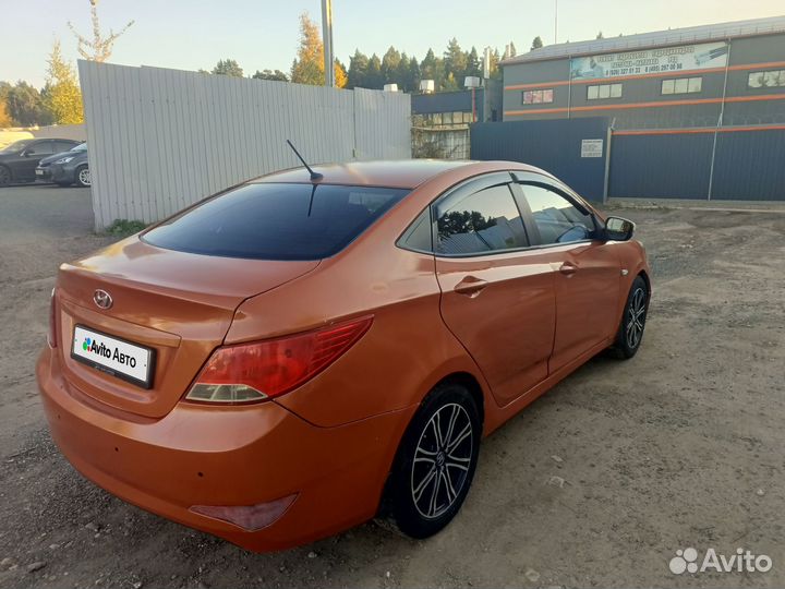 Hyundai Solaris 1.6 AT, 2015, 299 000 км