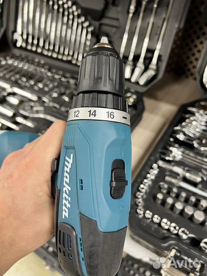 Шуруповерт Makita оригинал 14.4v