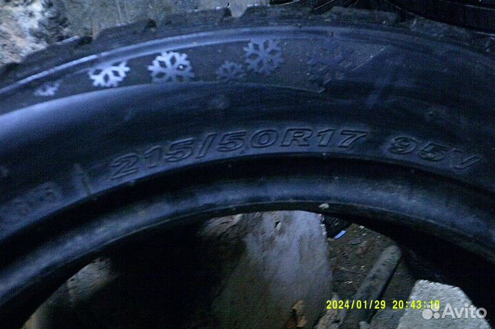 Nexen Winguard Sport 215/50 R17