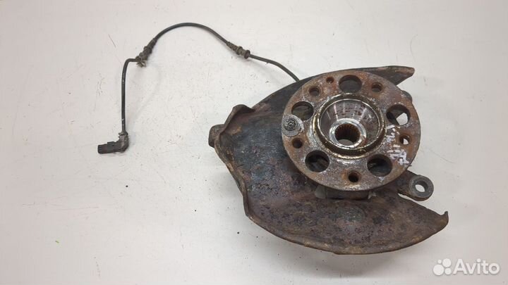 Ступица (кулак, цапфа) Mercedes Vaneo, 2002