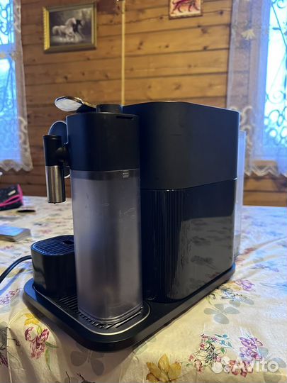 Кофемашина delonghi nespresso lattissima en.650