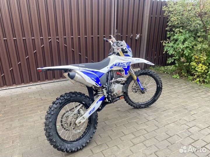 Мотоцикл BSE Z3