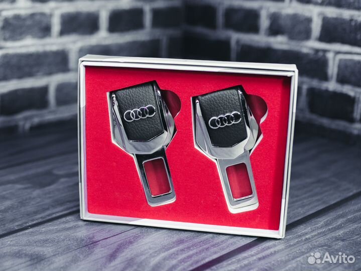 Заглушки для ремней безопасности Audi