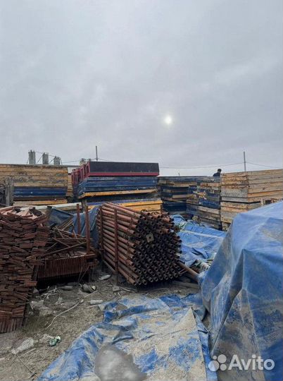 Телескопические стойки опалубки