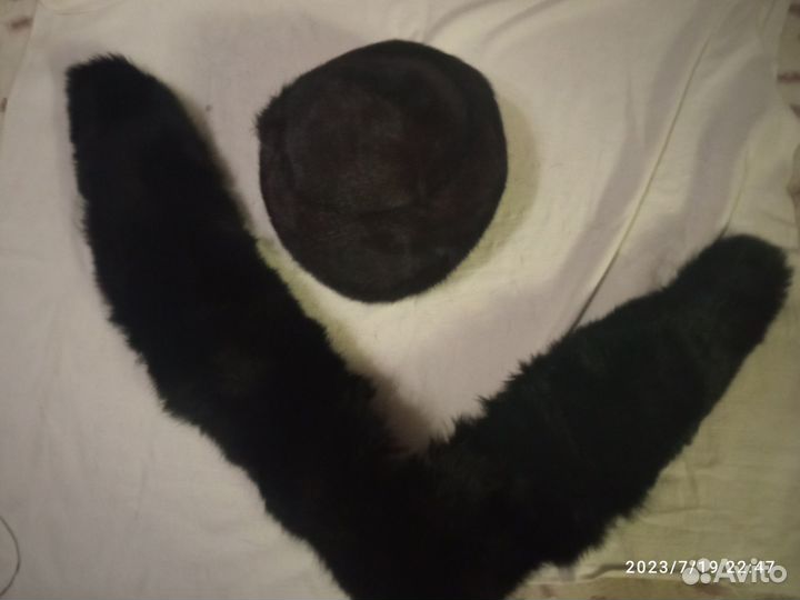 Женские, мужские меховые шапки