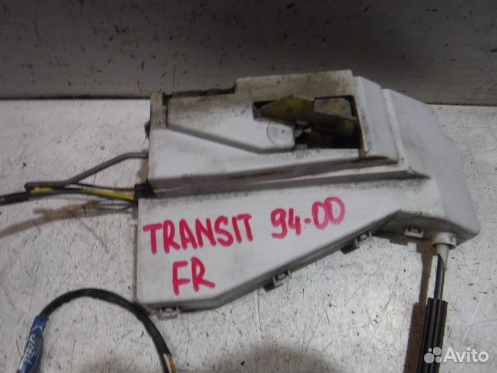 Замок двери передней правой Ford Transit V