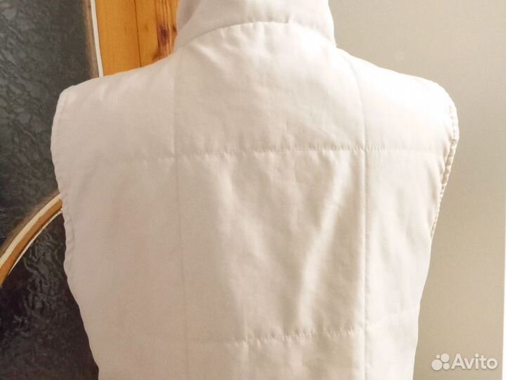 Жилетка женская утепленная 48