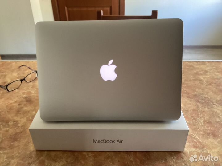 Apple macbook Air 13 2014