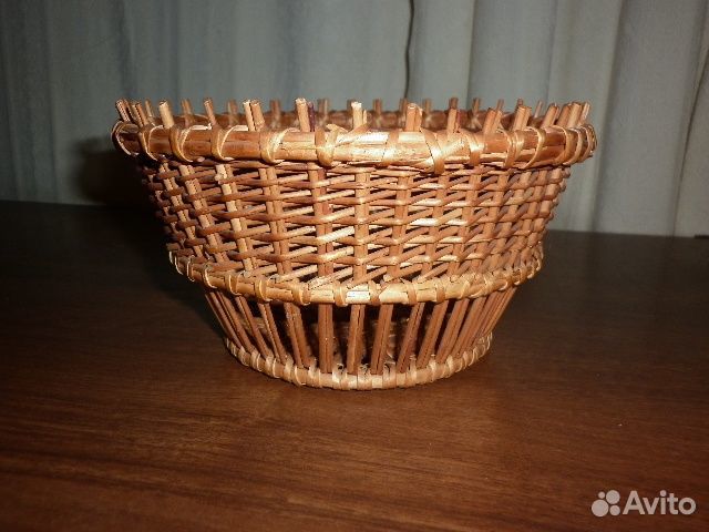 Плетеная корзинка-вазочка времён СССР