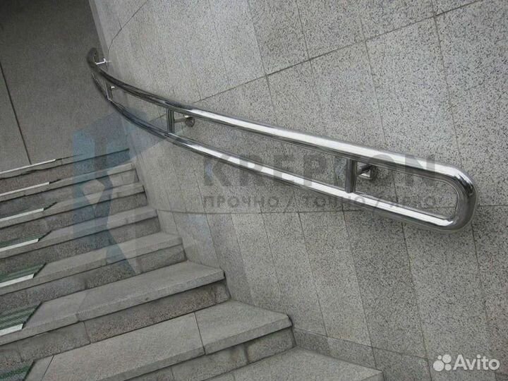 Пристенный поручень