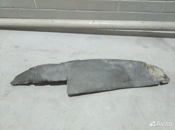Шумоизоляция крыла передняя левая Ford Focus 2