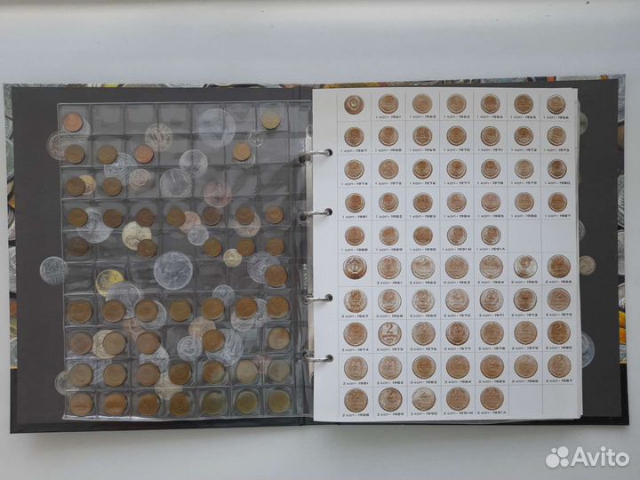 Коллекционный альбом с монетами 1961-1991 г