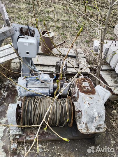 Лебедка электрическая 380в
