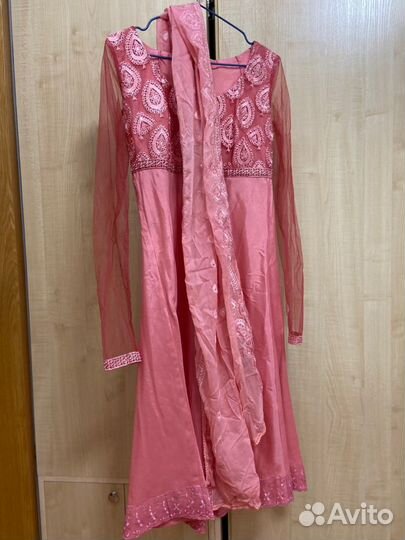 Костюм для выступлений (индийские танцы)