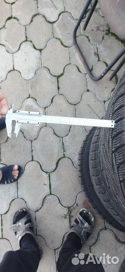 Nokian Tyres Hakkapeliitta R2 215/65 R16 102R