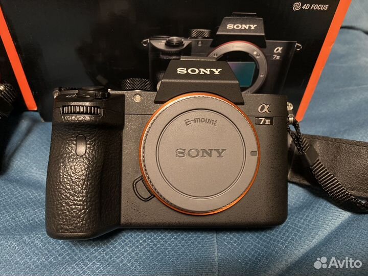 Sony a7 iii, Sony a6400, Nikon s7000, Ricoh wg-20