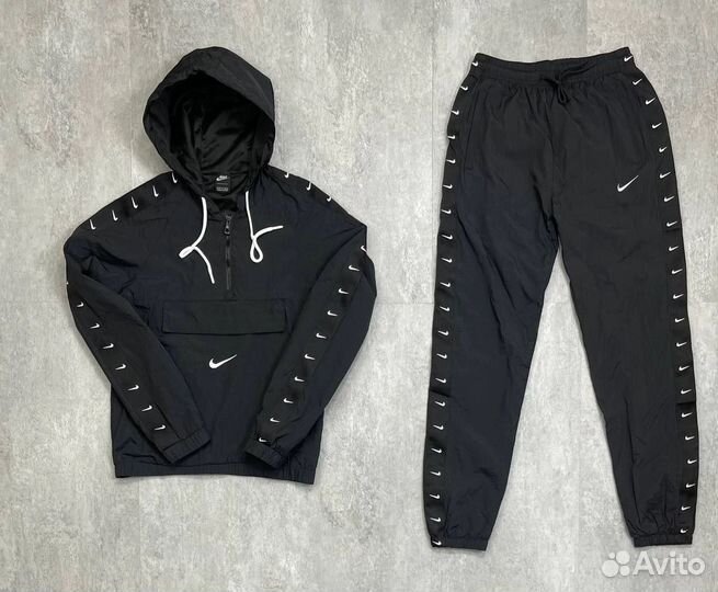 Спортивный костюм Nike плащовка