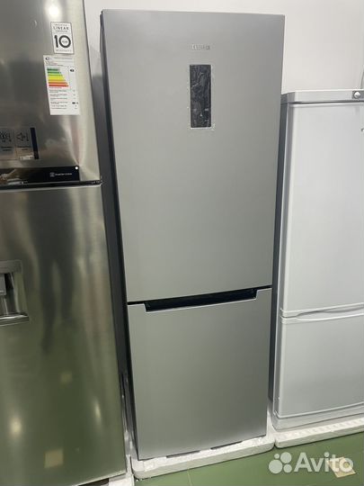 Холодильник бирюсса(сухой мороз )