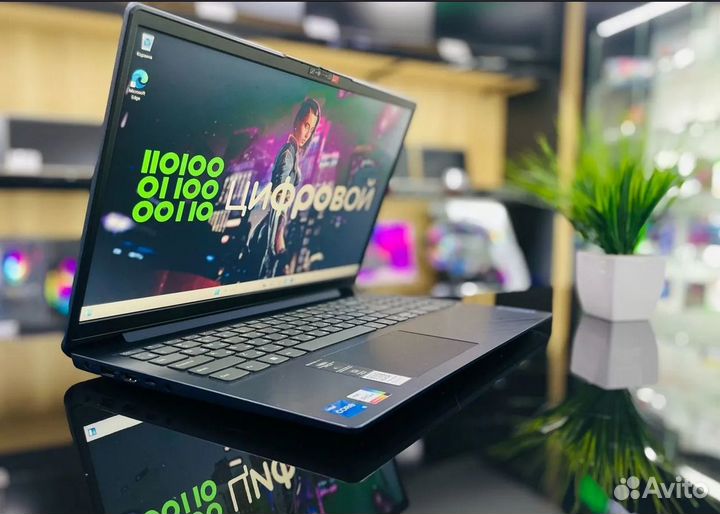 Мощный ноутбук Lenovo Core I5-1235U/DDR4-16/SSD