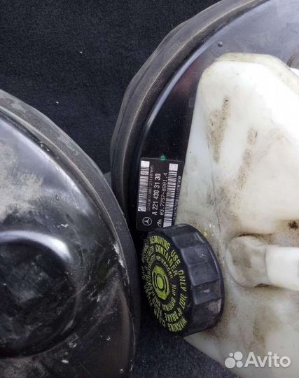 Вакуумный усилитель тормозов W221